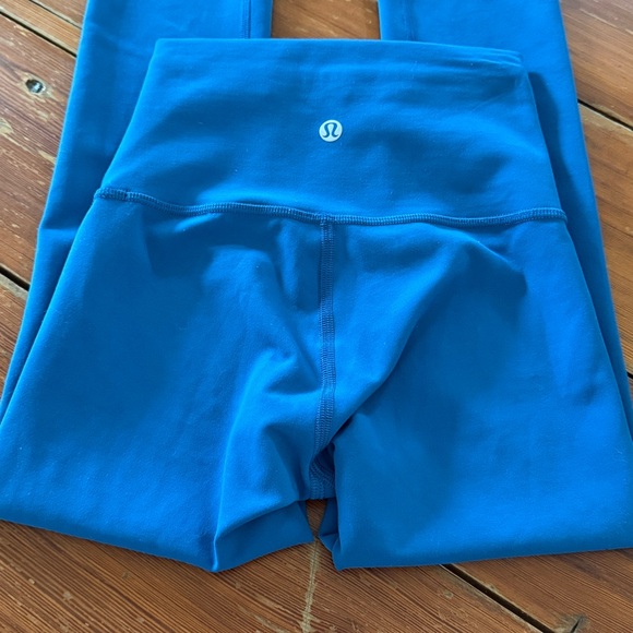 Lululemon 25” Wunder Train Blue Leggings - Picture 2 of 6
